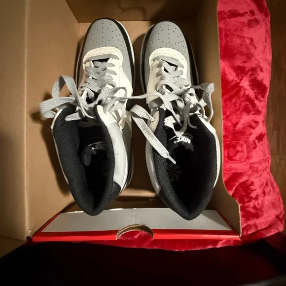 Nike Men's White and Black High-Top Sneakers - Picture 2 of 7